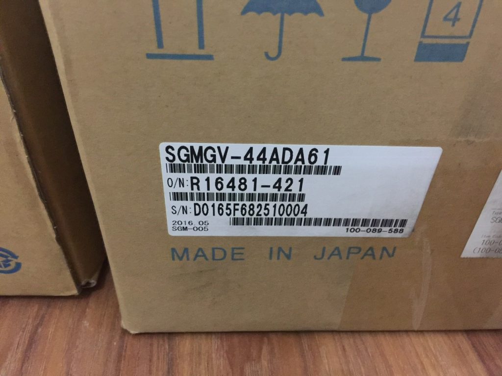 Động cơ servo Yaskawa sigma5 1